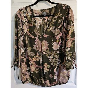 Boho Green Floral V-Neck Blouse XL 3/4" sleeves, elastic waist.